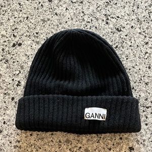 Ganni black beanie O/S